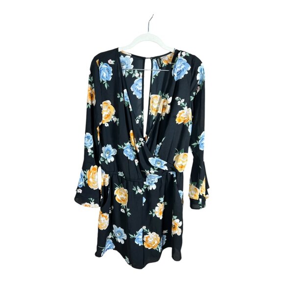 Long‎ Sleeve, Shorts Romper - Picture 1 of 10